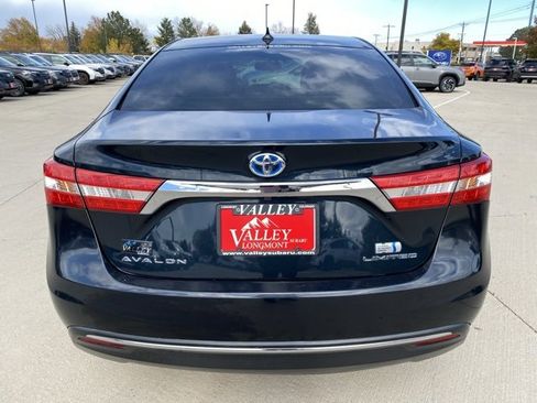 Used 2015 Toyota Avalon Limited image 4