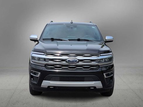 Used 2024 Ford Expedition Platinum AWD/4WD image 3