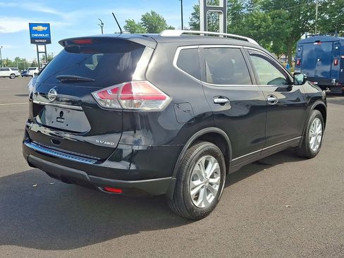 Used 2016 Nissan Rogue SV image 6