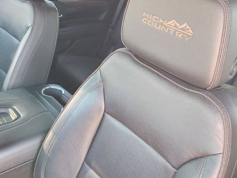 Used 2022 Chevrolet Tahoe High Country image 24