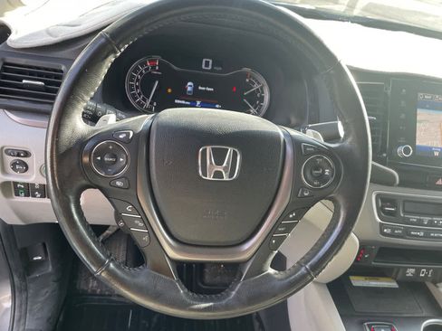 Used 2023 Honda Ridgeline RTL-E image 14