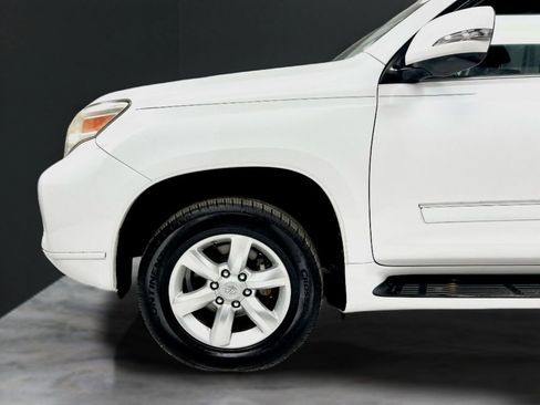Used 2011 Lexus GX 460 w/ Comfort Plus Pkg image 10