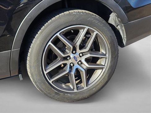 Used 2017 Ford Explorer Sport w/ Equipment Group 401A image 21