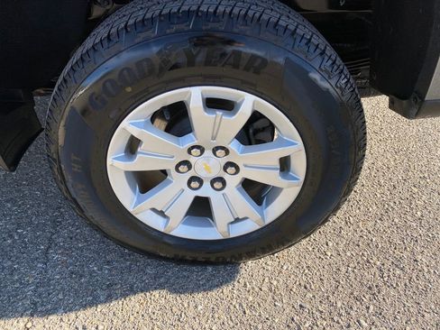 Used 2020 Chevrolet Colorado LT image 28