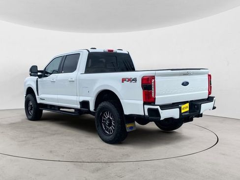 Used 2024 Ford F250 Lariat w/ Lariat Ultimate Package AWD/4WD image 3