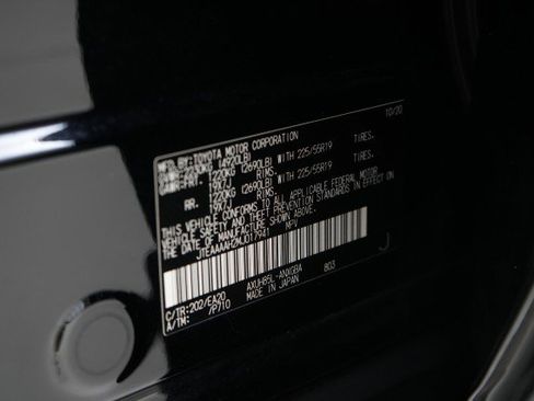 Used 2021 Toyota Venza XLE image 33