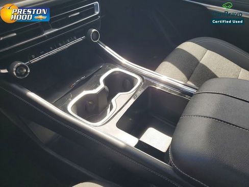 Used 2025 Chevrolet Traverse LT FWD image 27