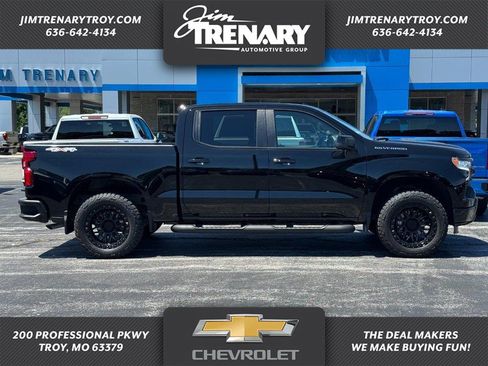 Used 2025 Chevrolet Silverado 1500 RST AWD/4WD image 1