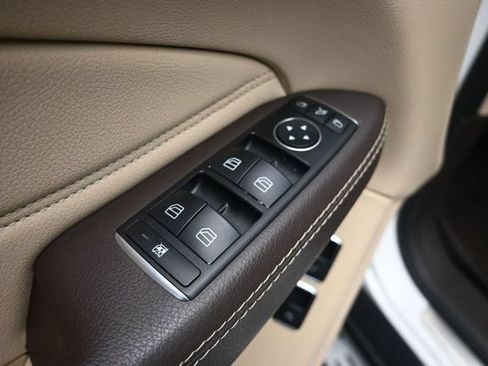 Used 2018 Mercedes-Benz GLS 450 4MATIC w/ Premium Package image 20