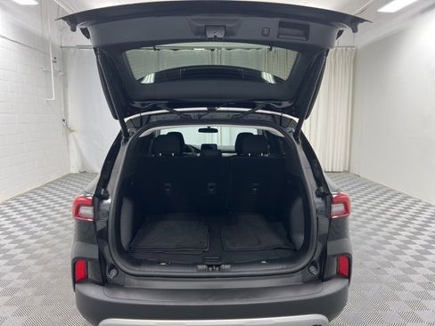 Used 2023 Ford Escape Active image 8