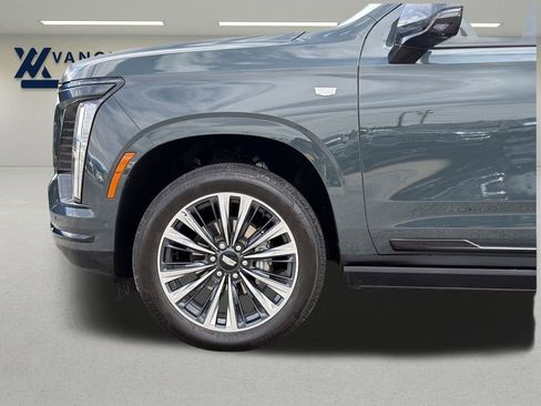 Used 2025 Cadillac Escalade Sport w/ Touring Package image 30