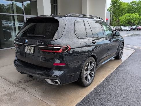 Used 2024 BMW X7 xDrive40i w/ Executive Package AWD/4WD image 3