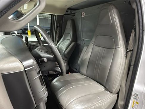 Used 2016 Chevrolet Express 2500 Work Van image 16