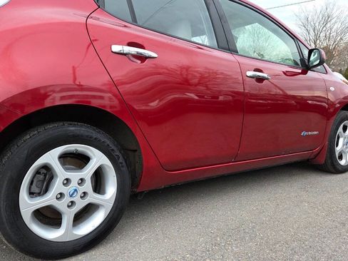 Used 2012 Nissan Leaf SV FWD image 13