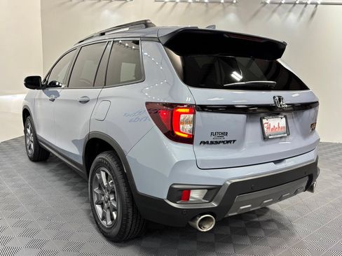 Used 2024 Honda Passport TrailSport image 4