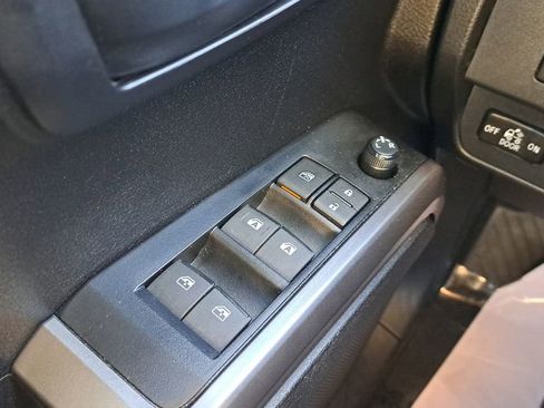 Certified 2023 Toyota Tacoma SR5 image 24