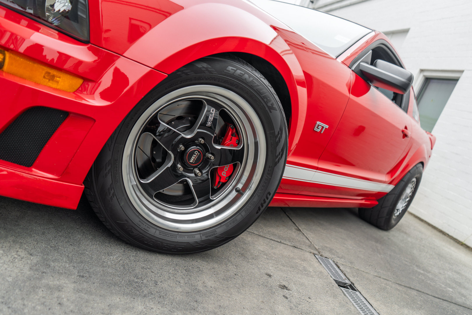 Used 2006 Ford Mustang GT RWD image 5
