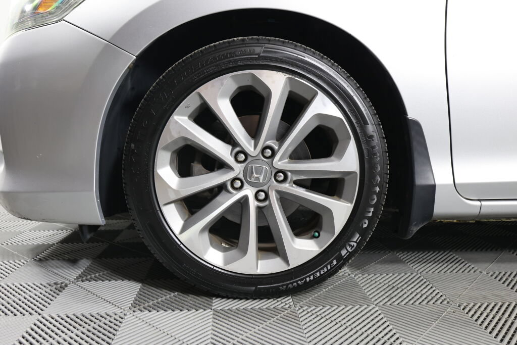 Used 2013 Honda Accord Sport image 9
