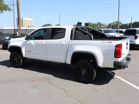 Used 2020 Chevrolet Colorado ZR2 w/ ZR2 Dusk Special Edition AWD/4WD image 8