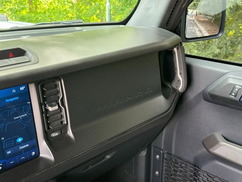 Used 2021 Ford Bronco First Edition AWD/4WD image 44