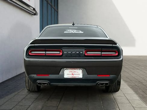 Used 2017 Dodge Challenger GT w/ Driver Convenience Group image 4