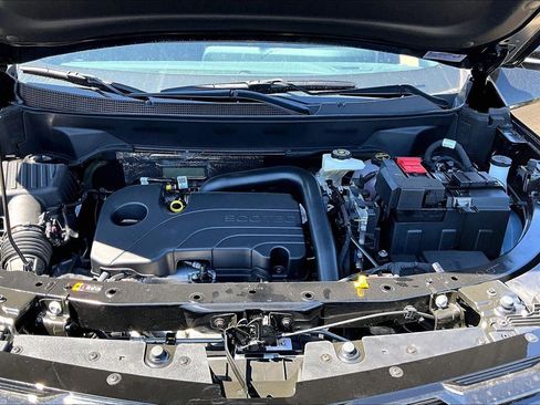 New 2026 Chevrolet Equinox RS w/ Convenience Package III FWD image 11