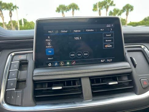 Used 2021 GMC Yukon SLT w/ SLT Premium Package RWD image 19