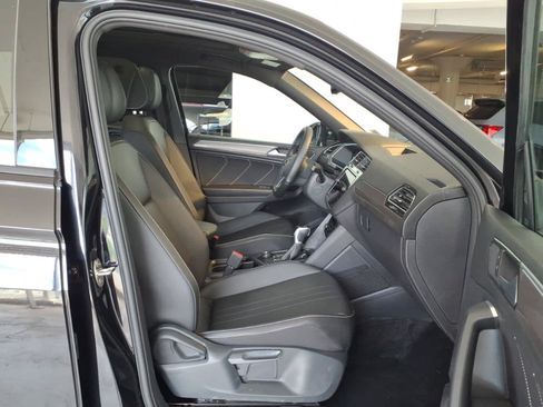 Used 2023 Volkswagen Tiguan SE R-Line AWD/4WD image 21