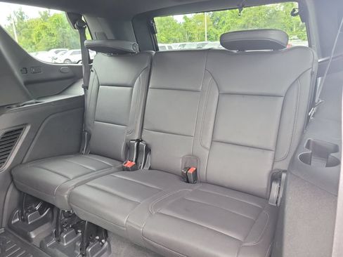Used 2023 Chevrolet Tahoe LT w/ Luxury Package RWD image 13