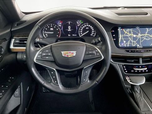 Used 2018 Cadillac CT6 Luxury image 8