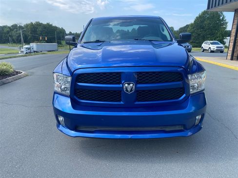 Used 2018 RAM 1500 Express RWD image 2