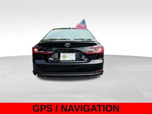 Used 2026 Toyota Camry SE w/ Convenience Package FWD image 6