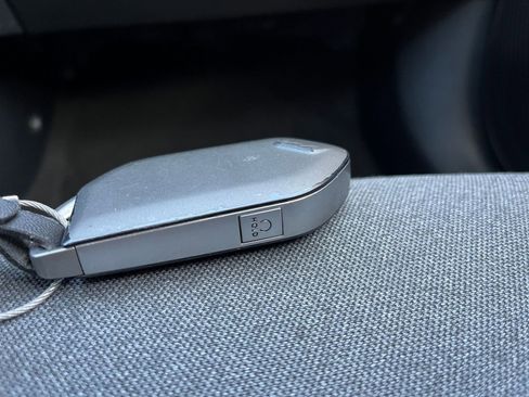 Used 2025 Kia K4 LXS image 23