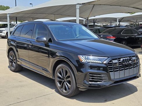 Used 2023 Audi Q7 3.0T Premium Plus w/ Premium Plus Package AWD/4WD image 3