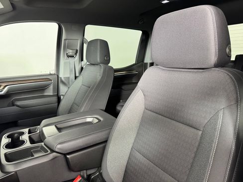 Used 2023 Chevrolet Silverado 1500 LT AWD/4WD image 32