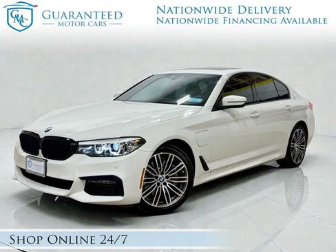 Used 2020 BMW 530e w/ M Sport Package image 1