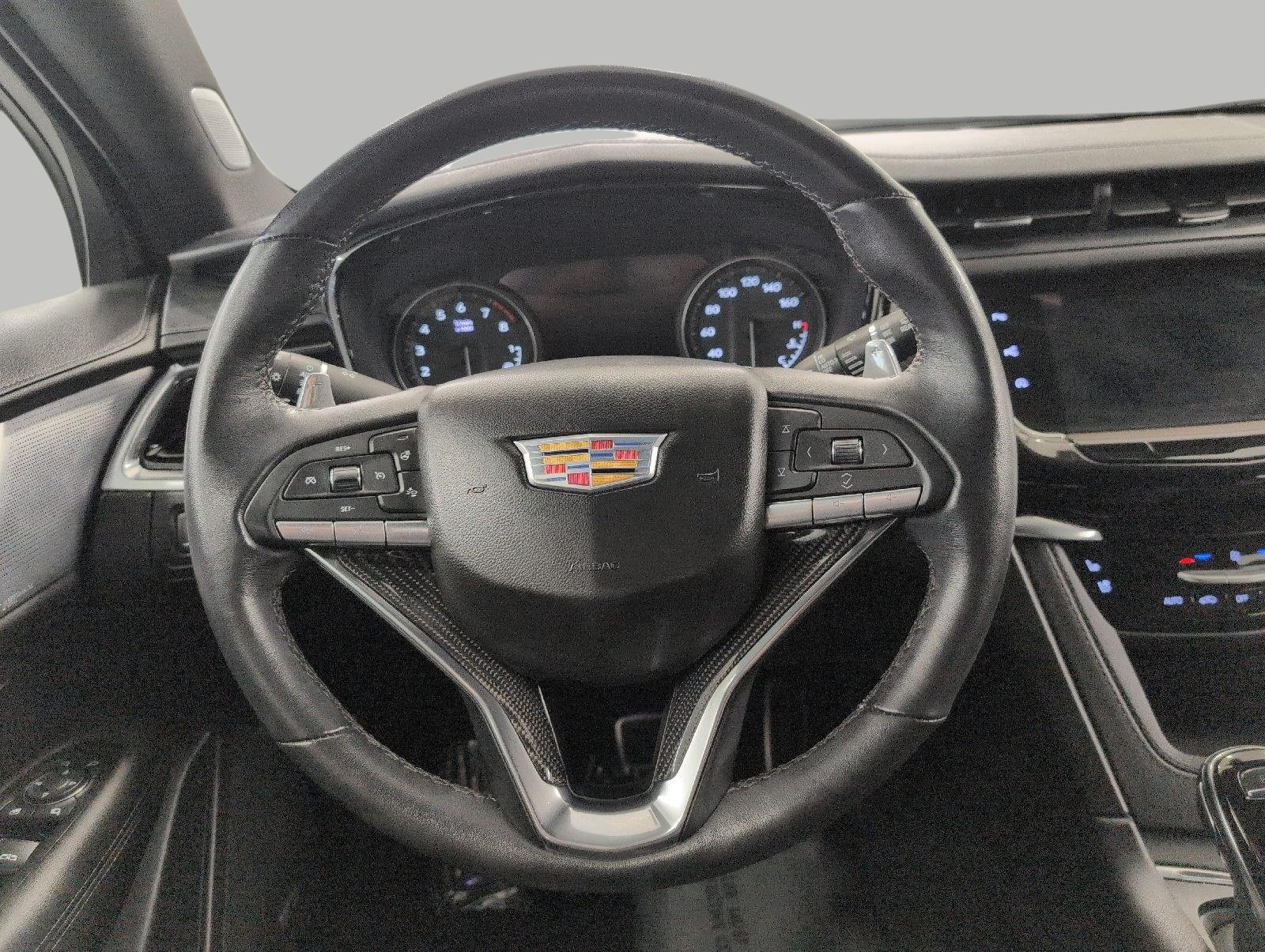 Certified 2024 Cadillac XT6 Sport w/ Technology Package AWD/4WD image 5