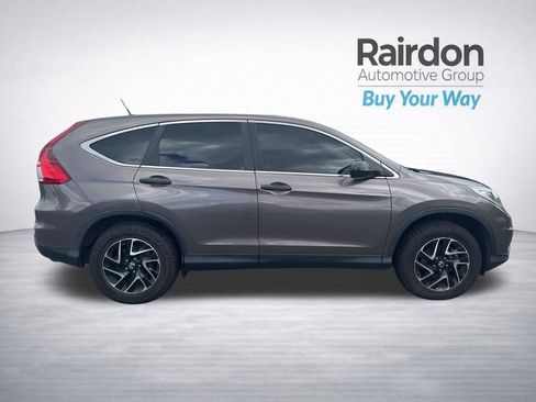 Used 2016 Honda CR-V SE image 2