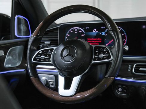 Used 2020 Mercedes-Benz GLS 580 4MATIC image 13