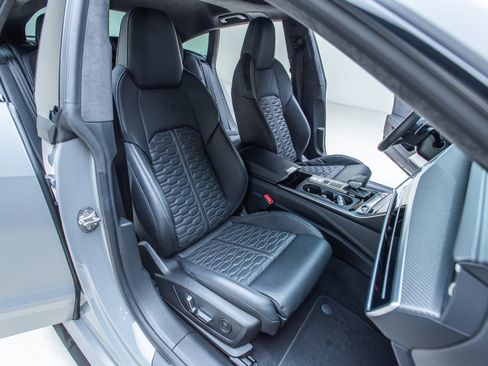 Used 2021 Audi RS 7 Sportback AWD/4WD image 47