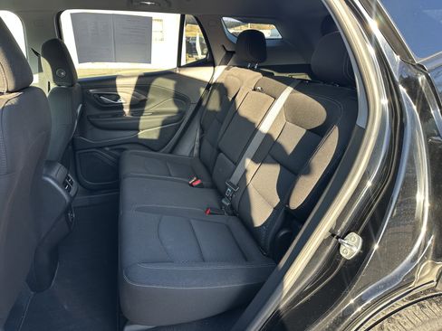 Used 2022 GMC Terrain SLE w/ Elevation Edition image 12