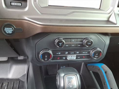 Certified 2022 Ford Bronco Outer Banks image 19