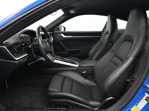 Certified 2025 Porsche 911 Carrera image 5