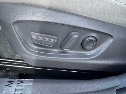 Certified 2021 Toyota Camry XLE FWD image 21
