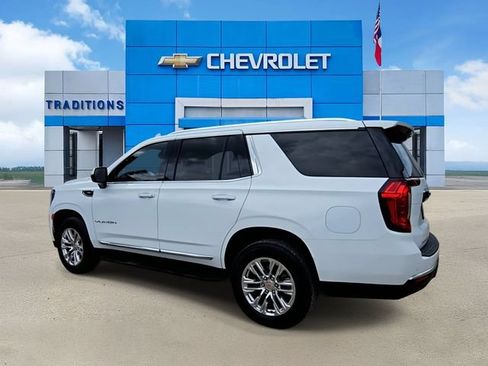 Certified 2023 GMC Yukon SLT RWD image 7