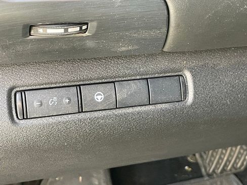 Used 2024 Nissan Pathfinder Rock Creek image 6