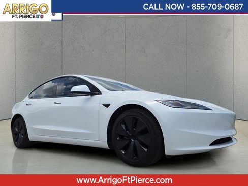 Used 2025 Tesla Model 3 Long Range RWD image 1