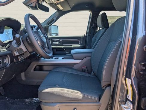 New 2026 RAM 2500 Big Horn AWD/4WD image 11
