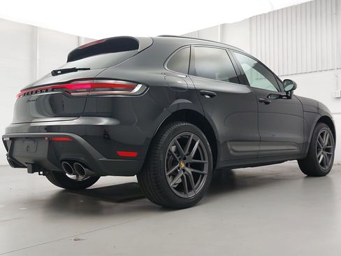 Certified 2026 Porsche Macan Turbo AWD/4WD image 7