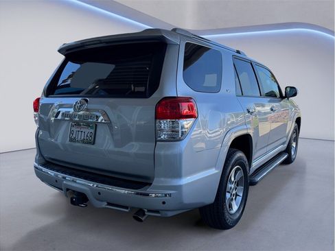 Used 2011 Toyota 4Runner SR5 image 6